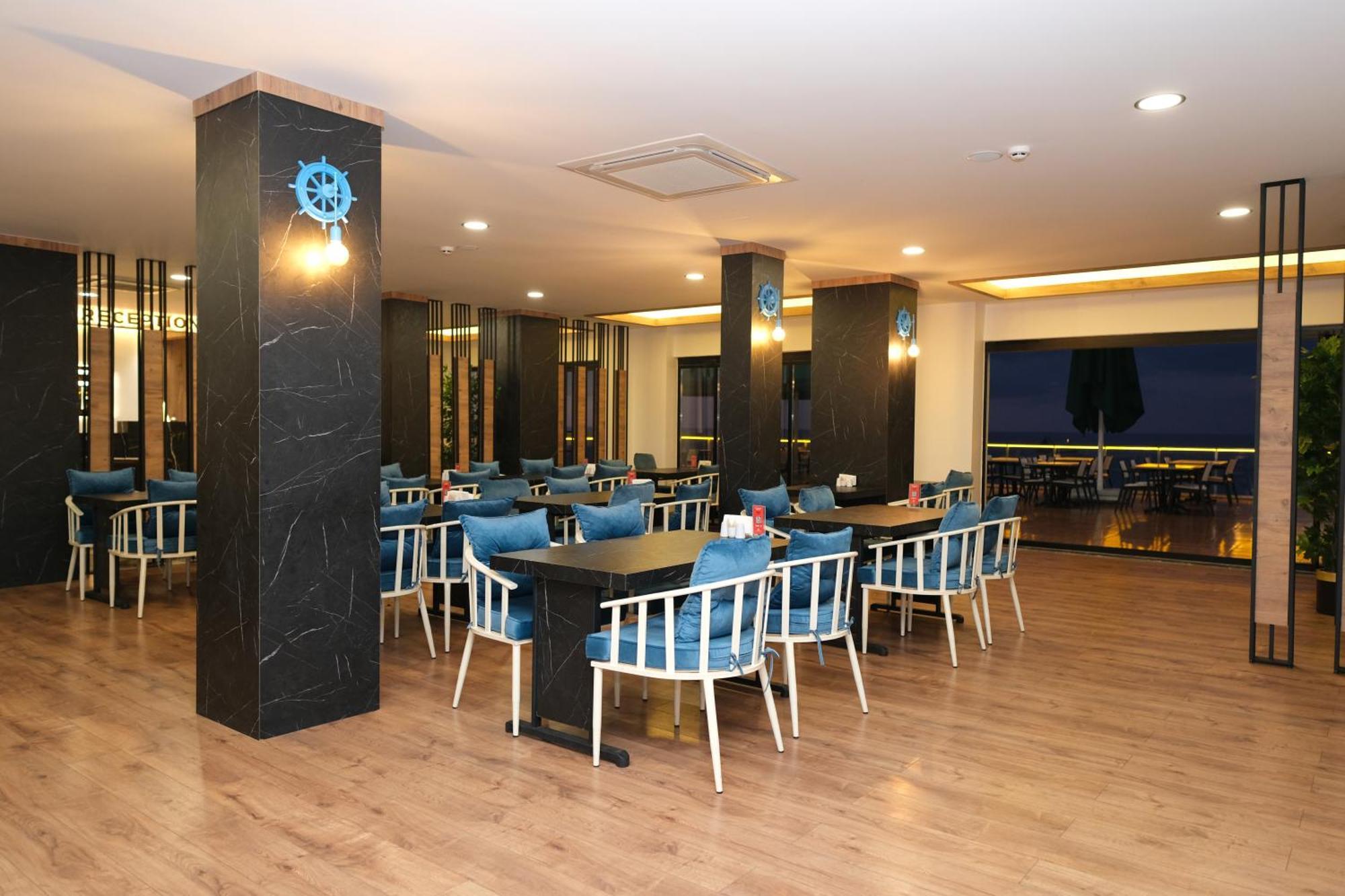 The Marine Hotel Трабзон Екстериор снимка