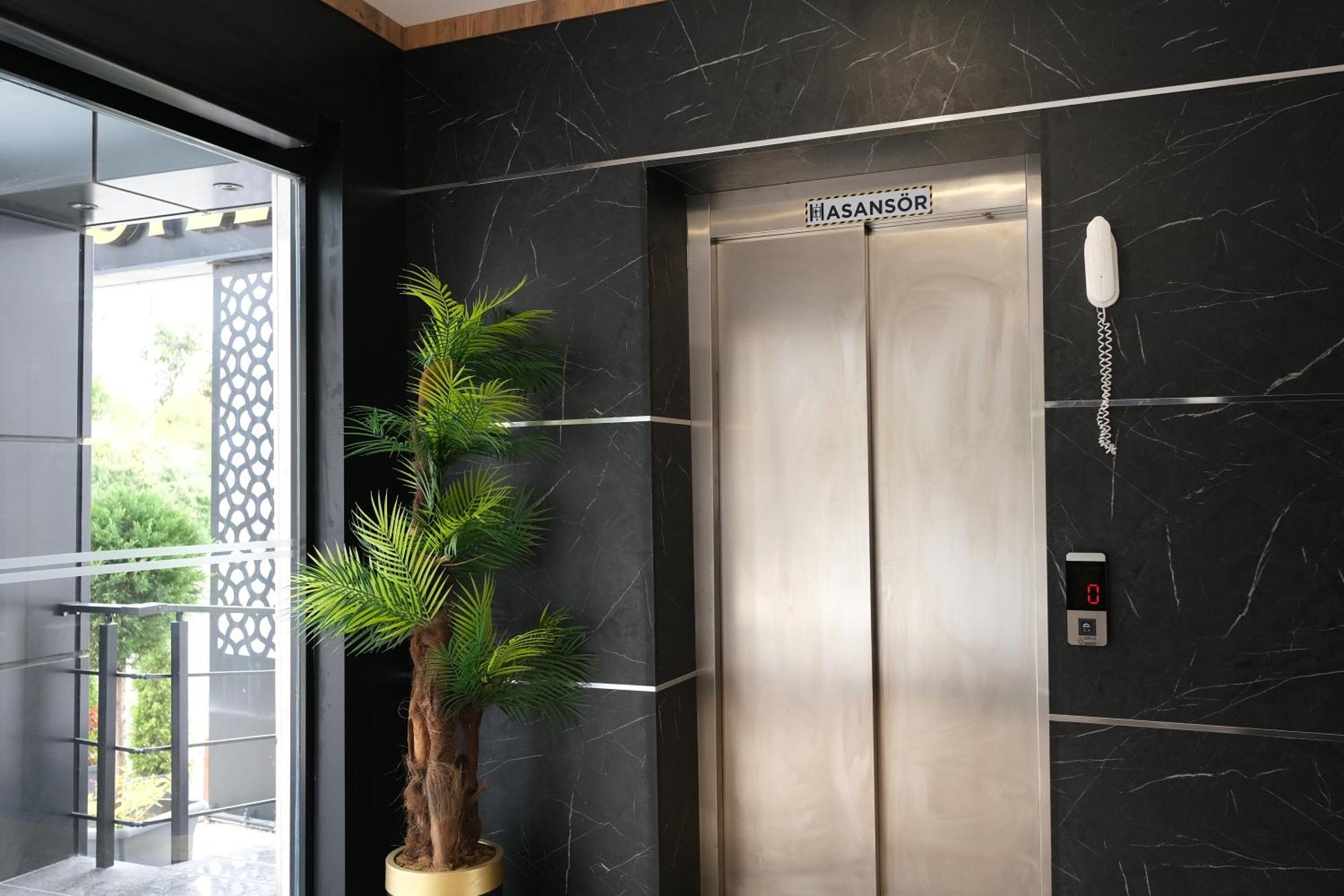 The Marine Hotel Трабзон Екстериор снимка