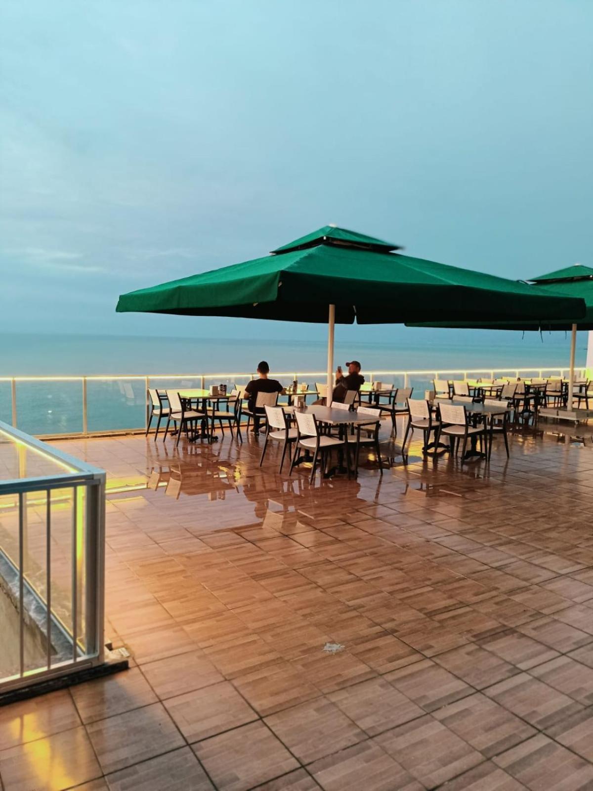 The Marine Hotel Трабзон Екстериор снимка