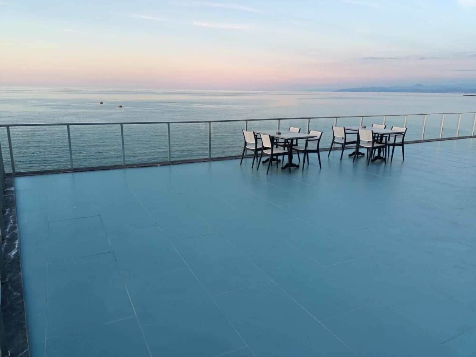 The Marine Hotel Трабзон Екстериор снимка